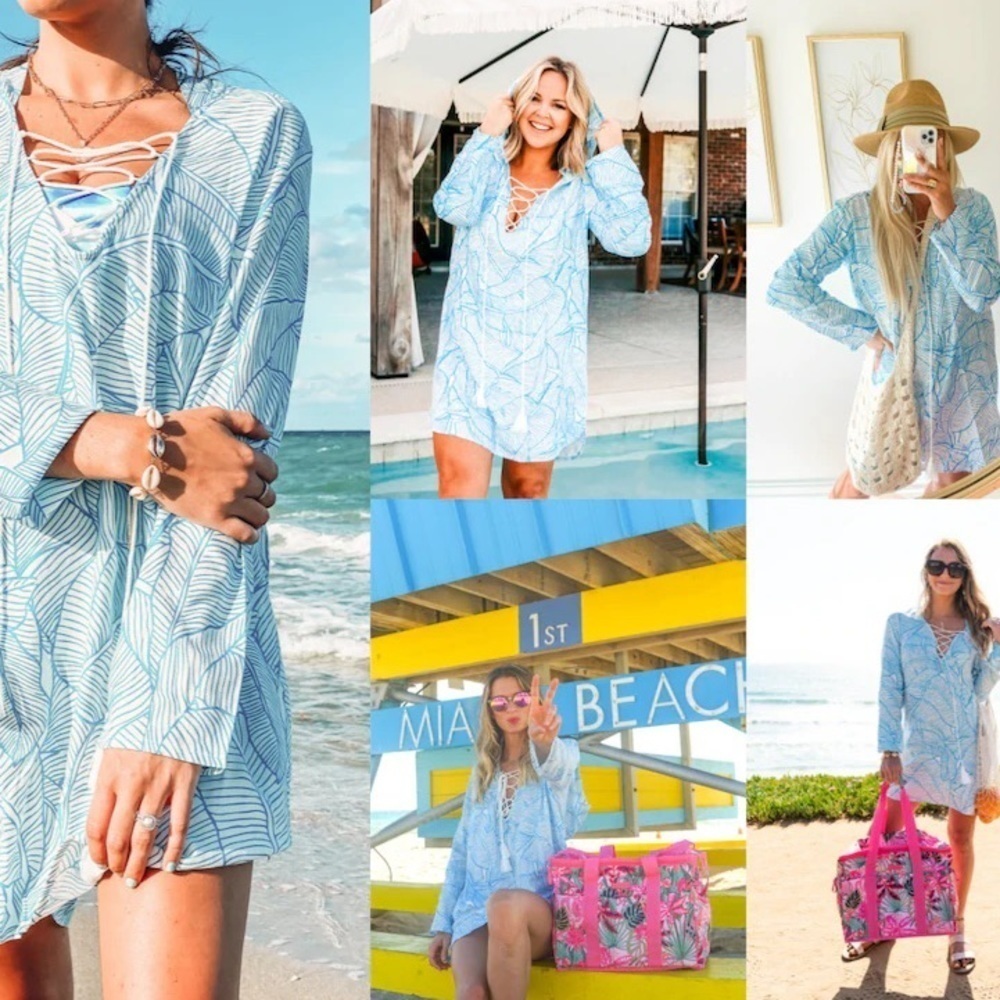 Charlie Holiday Blue & White Palms Coco Lace Up Hooded Coverup Dress Size Small